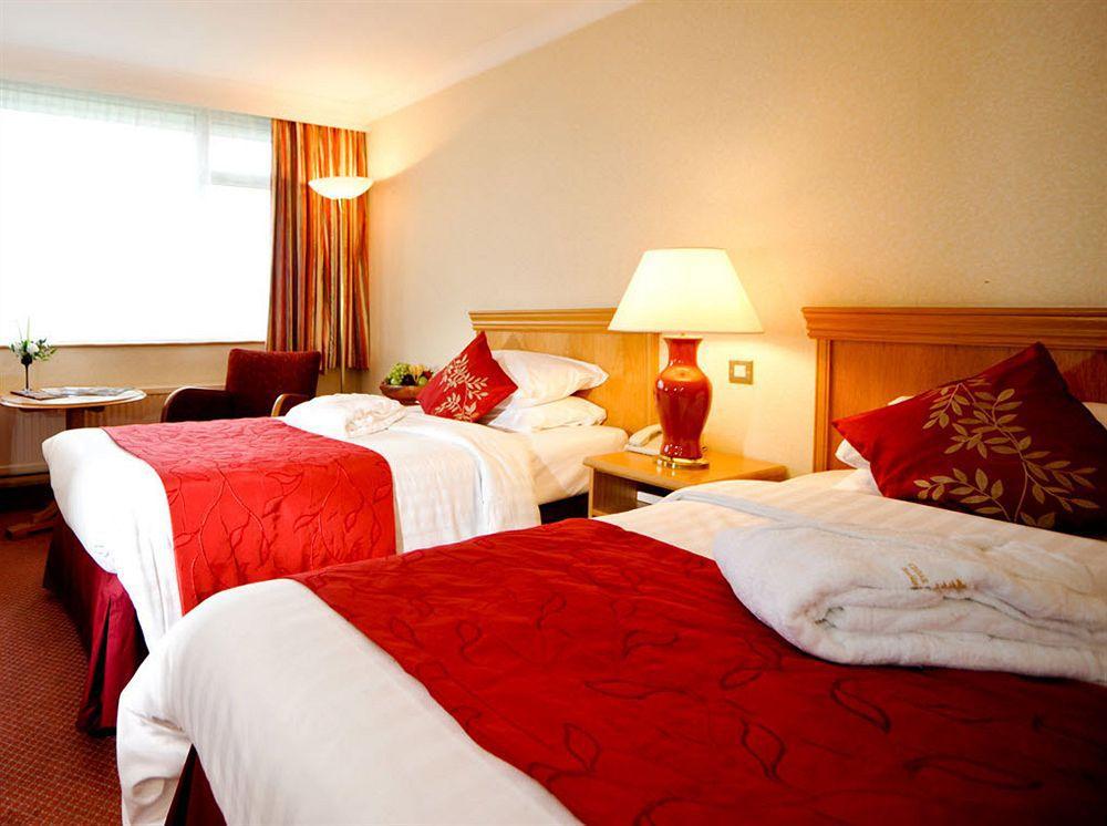 Cedar Court Hotel